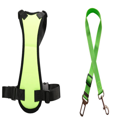 seat elt for dogs in green